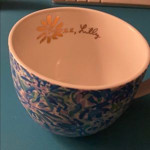 Lilly Pulitzer 2 set mugs
